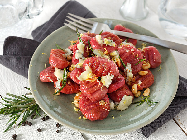 Rezept Rote Bete-Gnocchi mit Gorgonzola