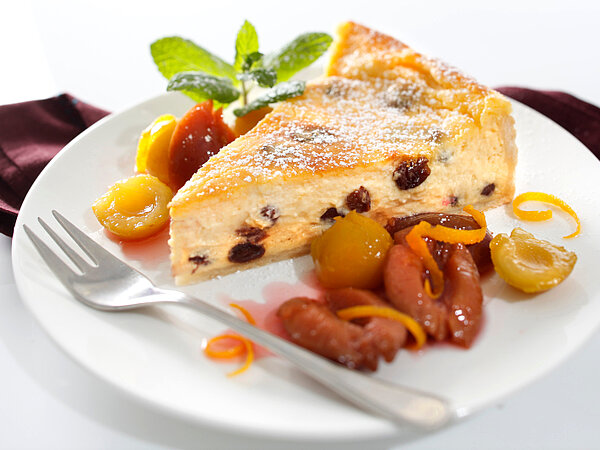Rezept Quarktörtchen oder -kuchen mit Pflaumen-Mirabellen-Kompott